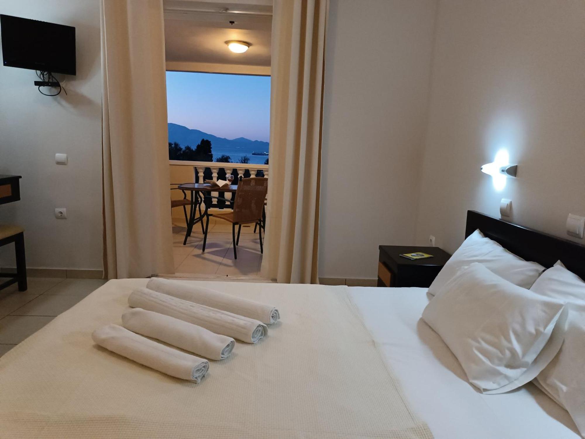 Pouliezos Koklanis Zante Apartments Alykes  Dış mekan fotoğraf