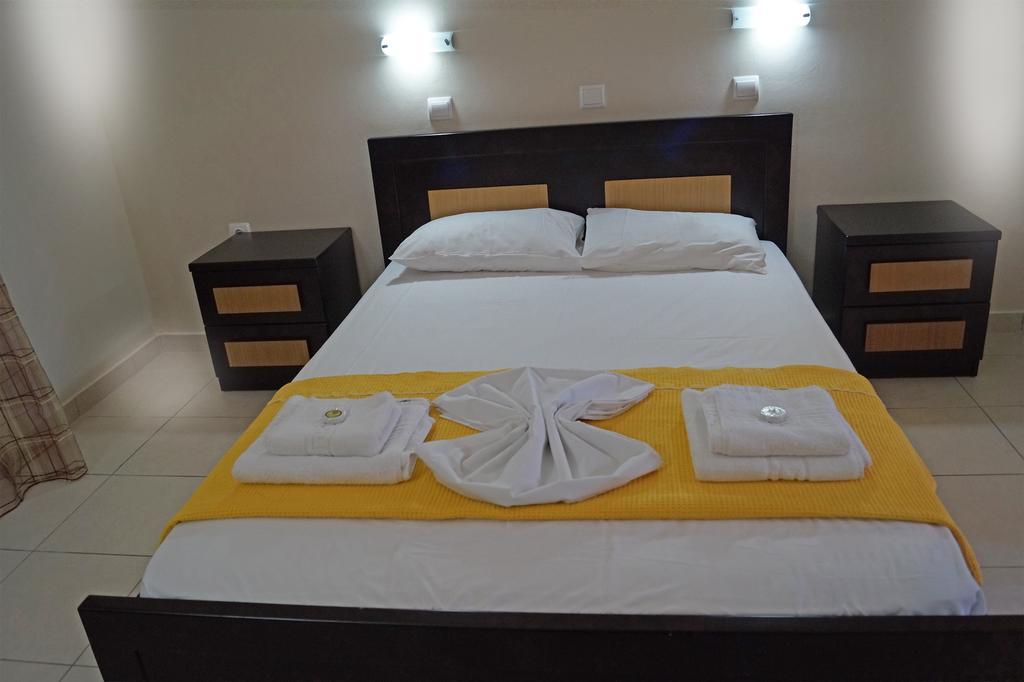 Pouliezos Koklanis Zante Apartments Alykes  Dış mekan fotoğraf