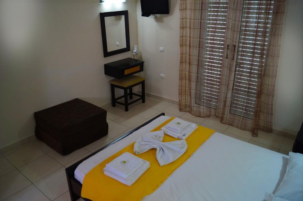 Pouliezos Koklanis Zante Apartments Alykes  Dış mekan fotoğraf