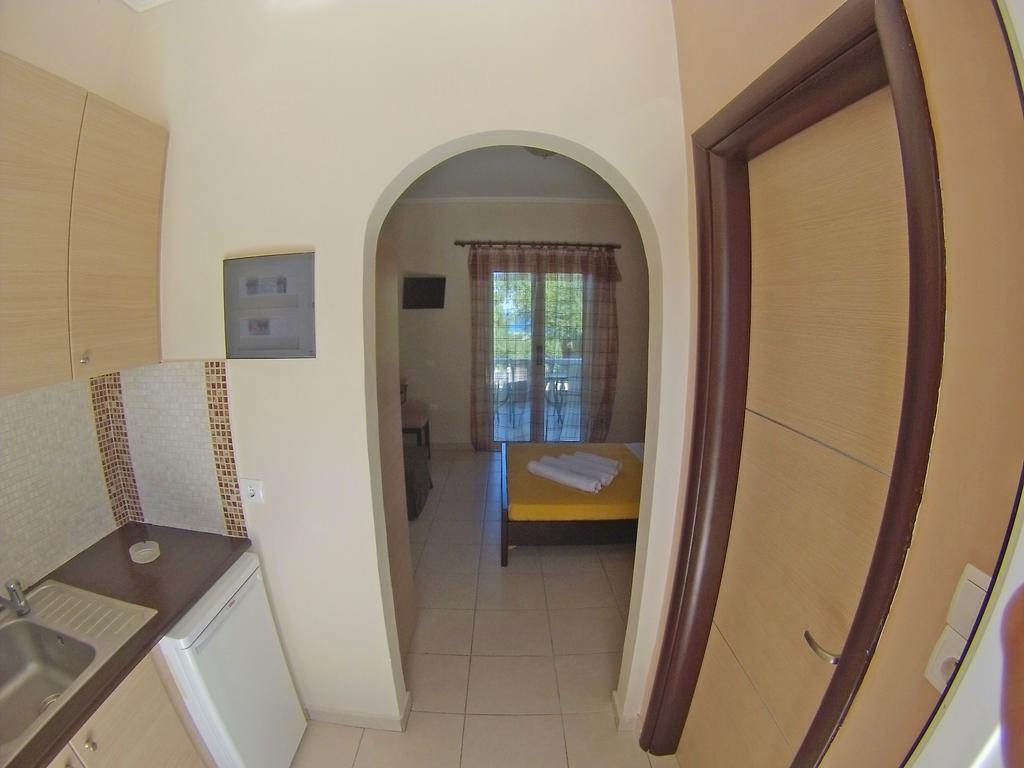 Pouliezos Koklanis Zante Apartments Alykes  Dış mekan fotoğraf